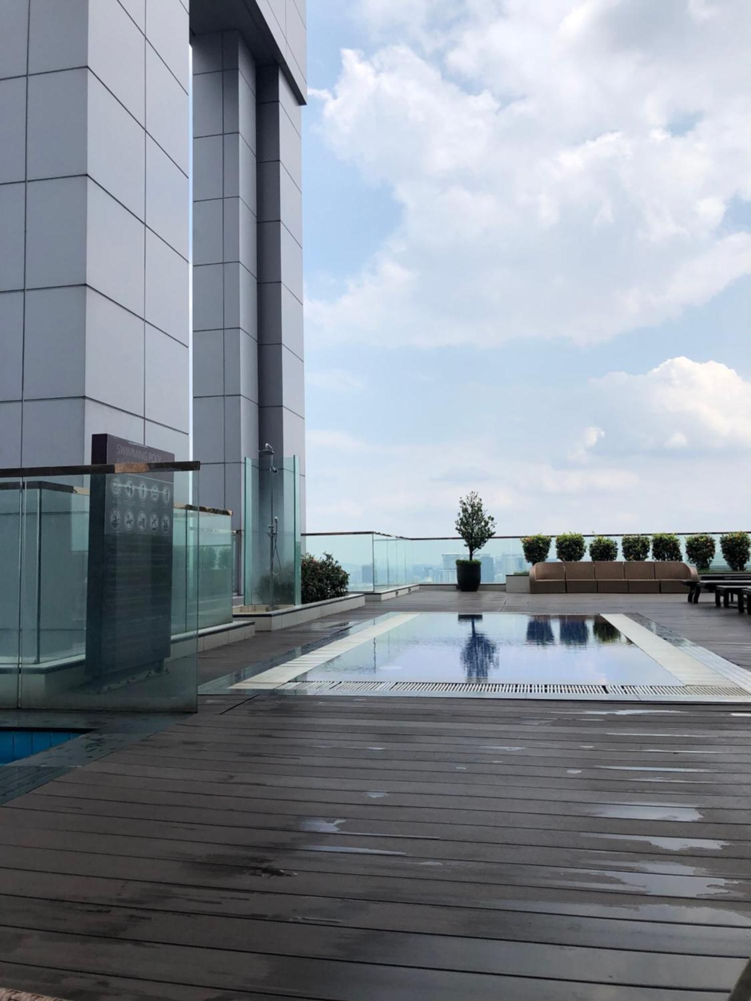 Amazing Pool By Platinum Suites Klcc Kuala Lumpur Kültér fotó
